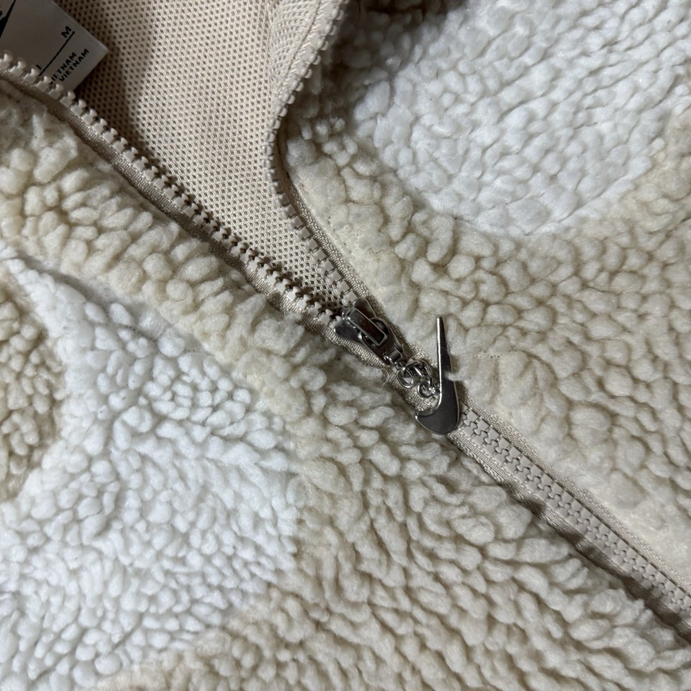 Nike Sportswear Swoosh Sherpa Fleece Vest Womens Oatmeal DH1091 206 Size Medium - Picture 7 of 9